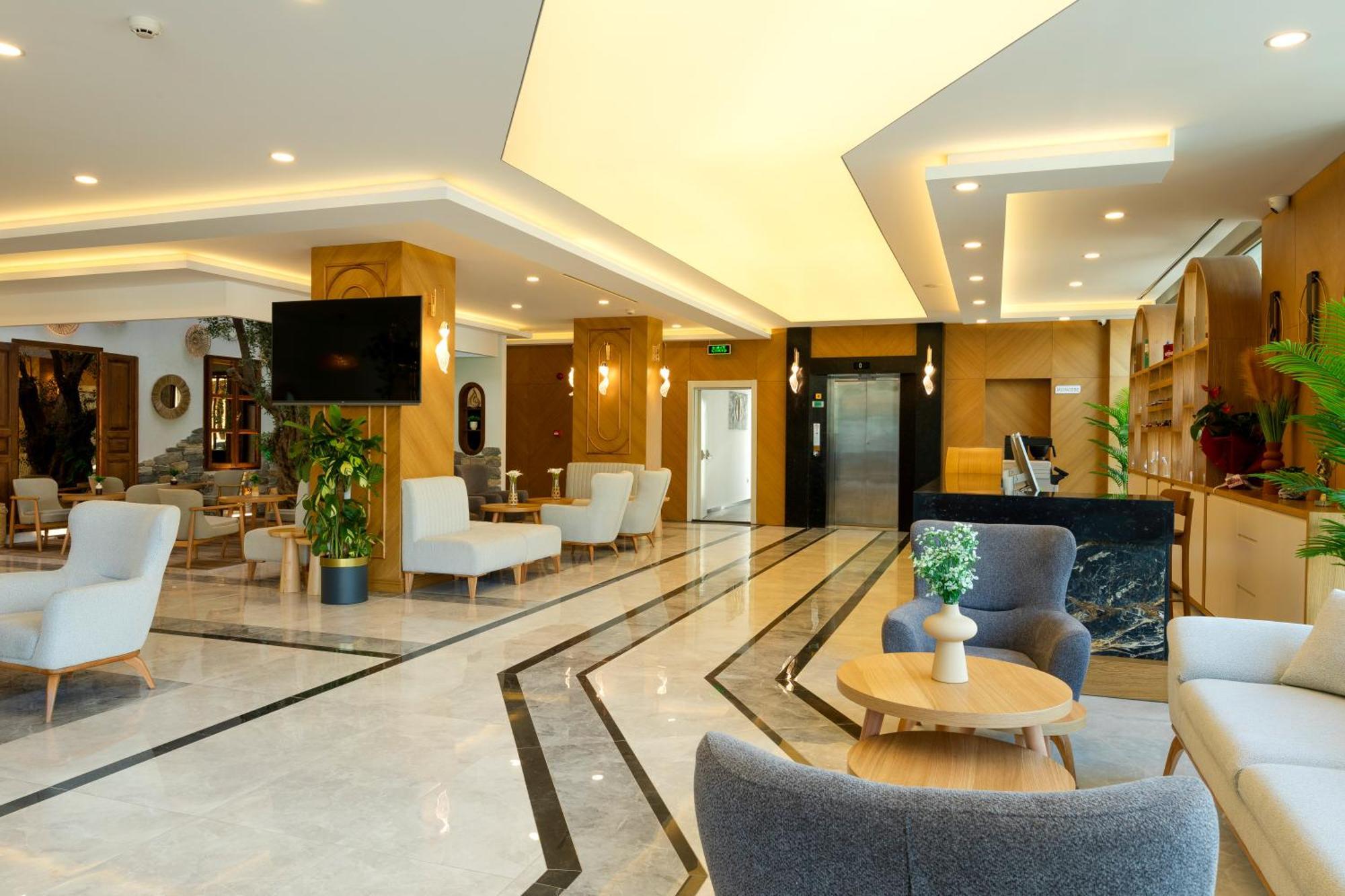Guelluek Uno Elegance Otel Екстериор снимка