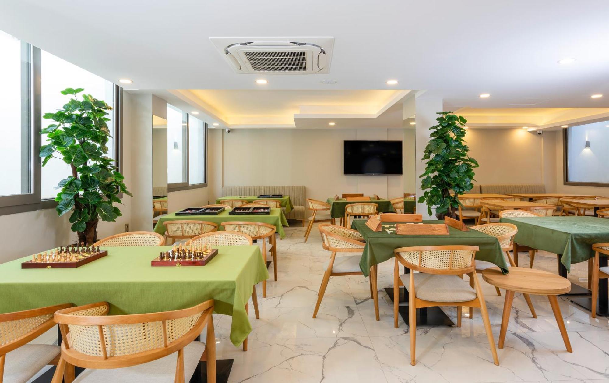 Guelluek Uno Elegance Otel Екстериор снимка